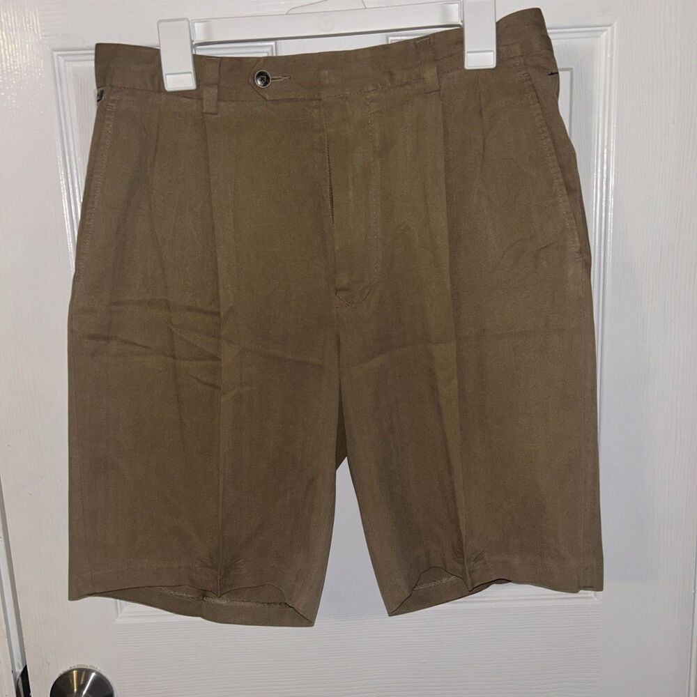Tommy Bahama, Size 33, Brown,  90% Silk, Pleated Shorts
